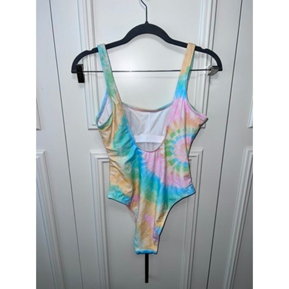 NWT Stoney Clover Lane Women's Tie-Dye One Piece Swimsuit Size Small Multicolor - Picture 2 of 7